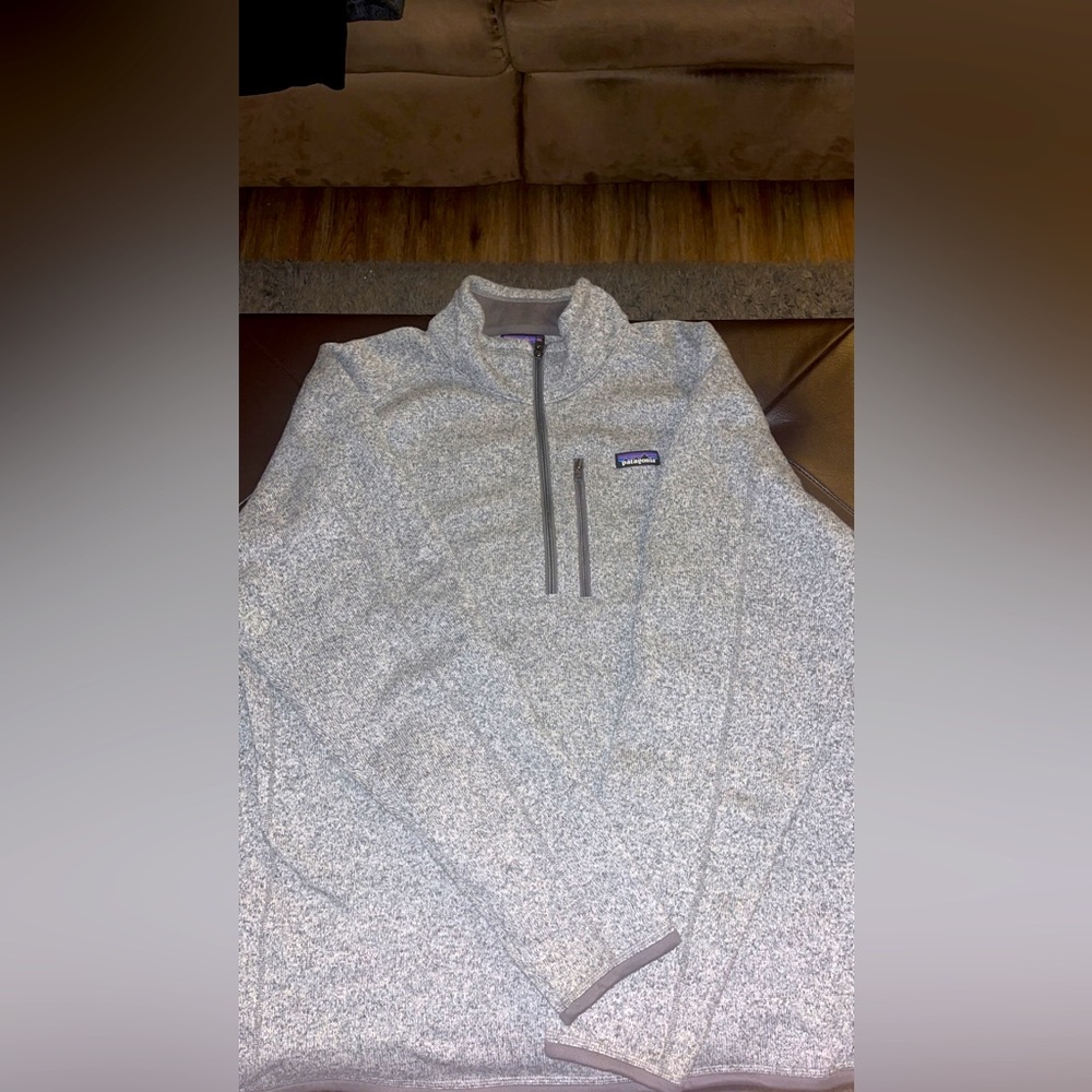 patagonia pull over sweatshirt